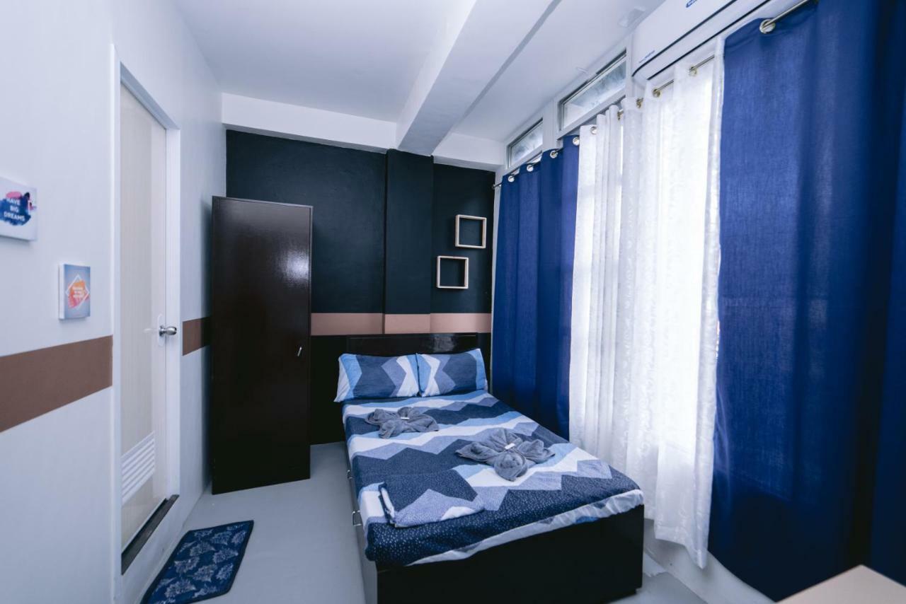 Napsule Suites Davao Экстерьер фото